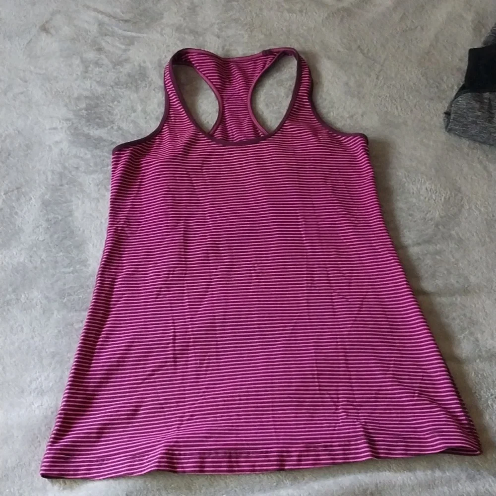 Lululemon Cool Racerback Tank M - Picture 1 of 3